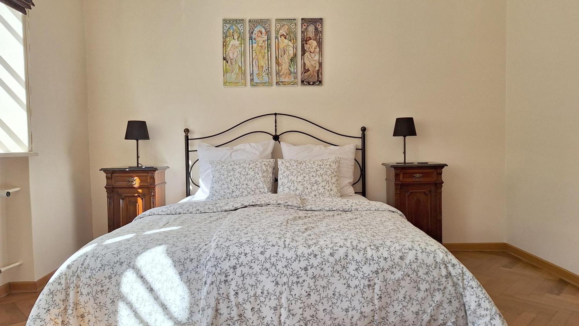 Elegant 3 Room At The Old Town - 70M2 - Up To 6 Sleeps วอร์ซอ ภายนอก รูปภาพ